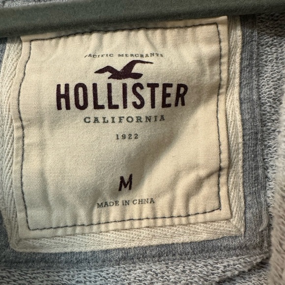 Hollister zip up sweatshirt - Picture 3 of 3